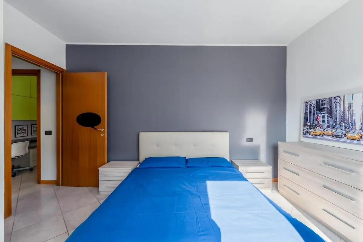 Smart Apt W Workspace In Bérgamo
